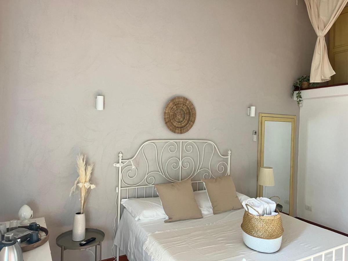 Apulia Journey - Manzoni 11 Hotel บารี ภายนอก รูปภาพ