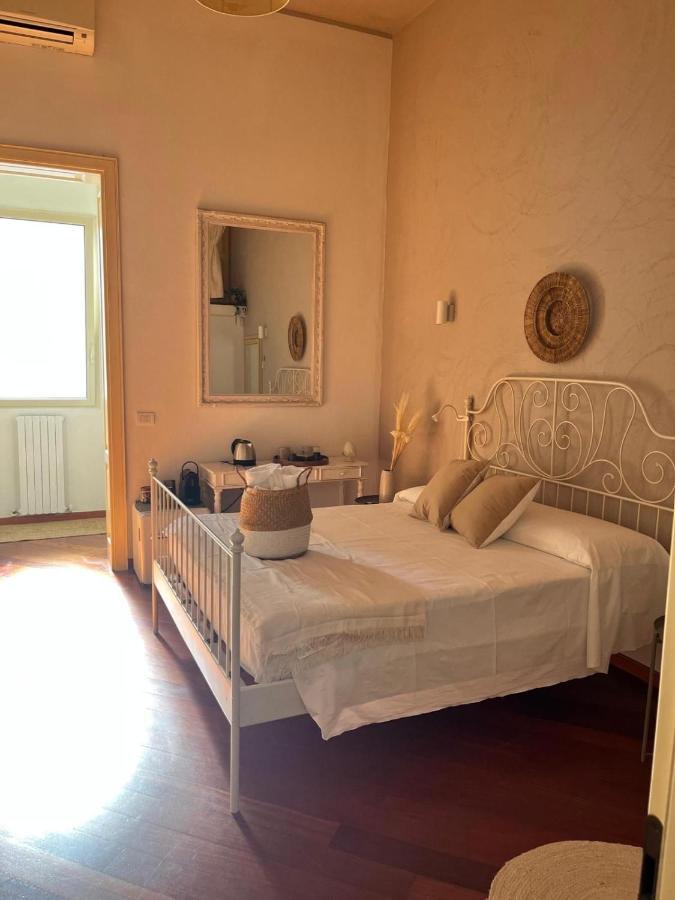 Apulia Journey - Manzoni 11 Hotel บารี ภายนอก รูปภาพ